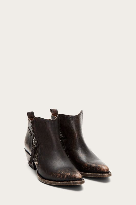 Sacha Moto Short - Frye Found
