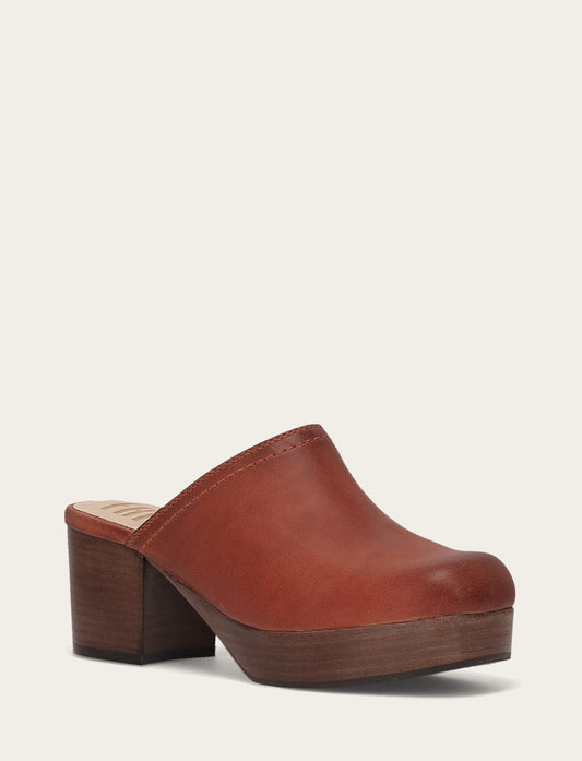 Campus Clog - Rust - Hero