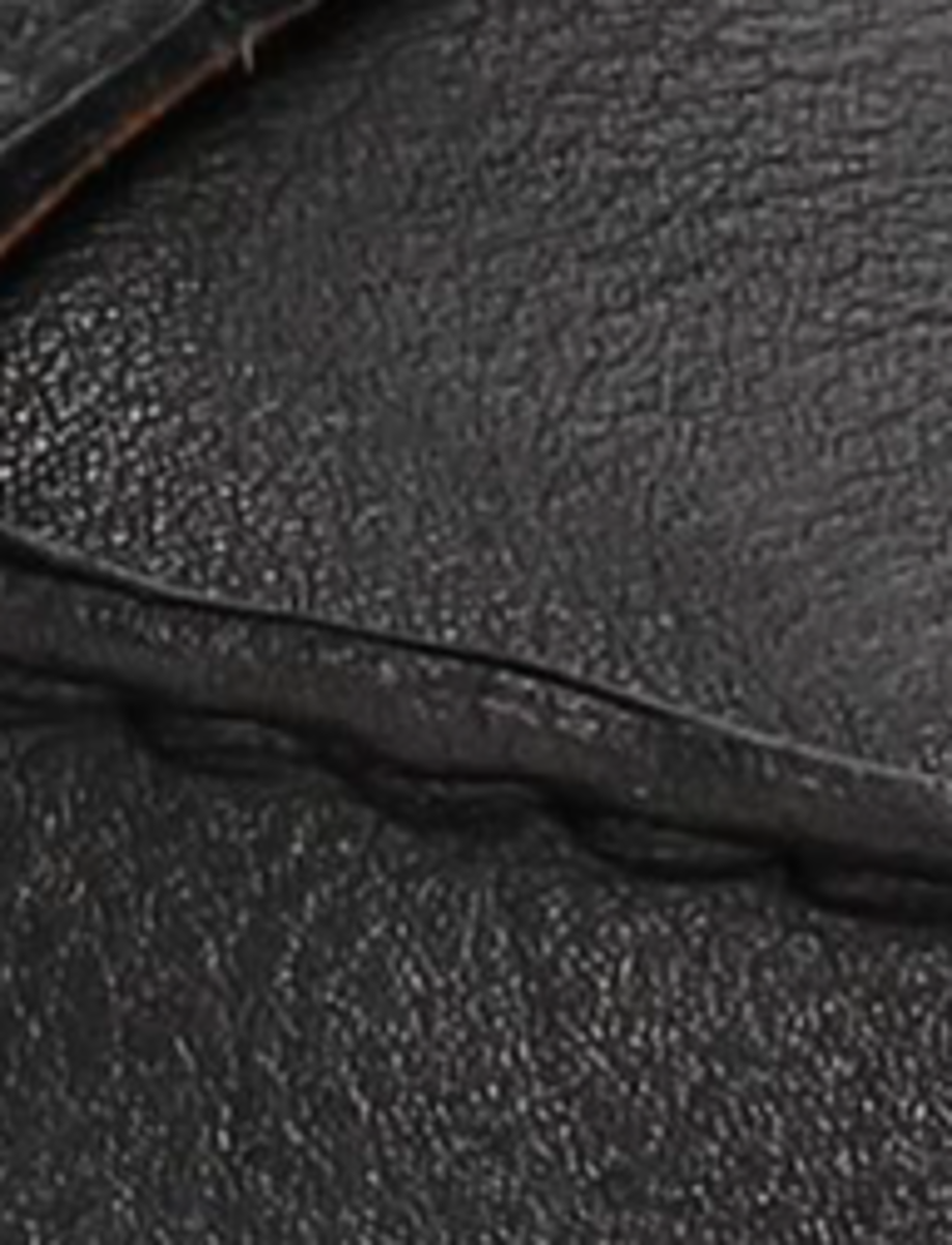 Beau Penny - Black - Swatch