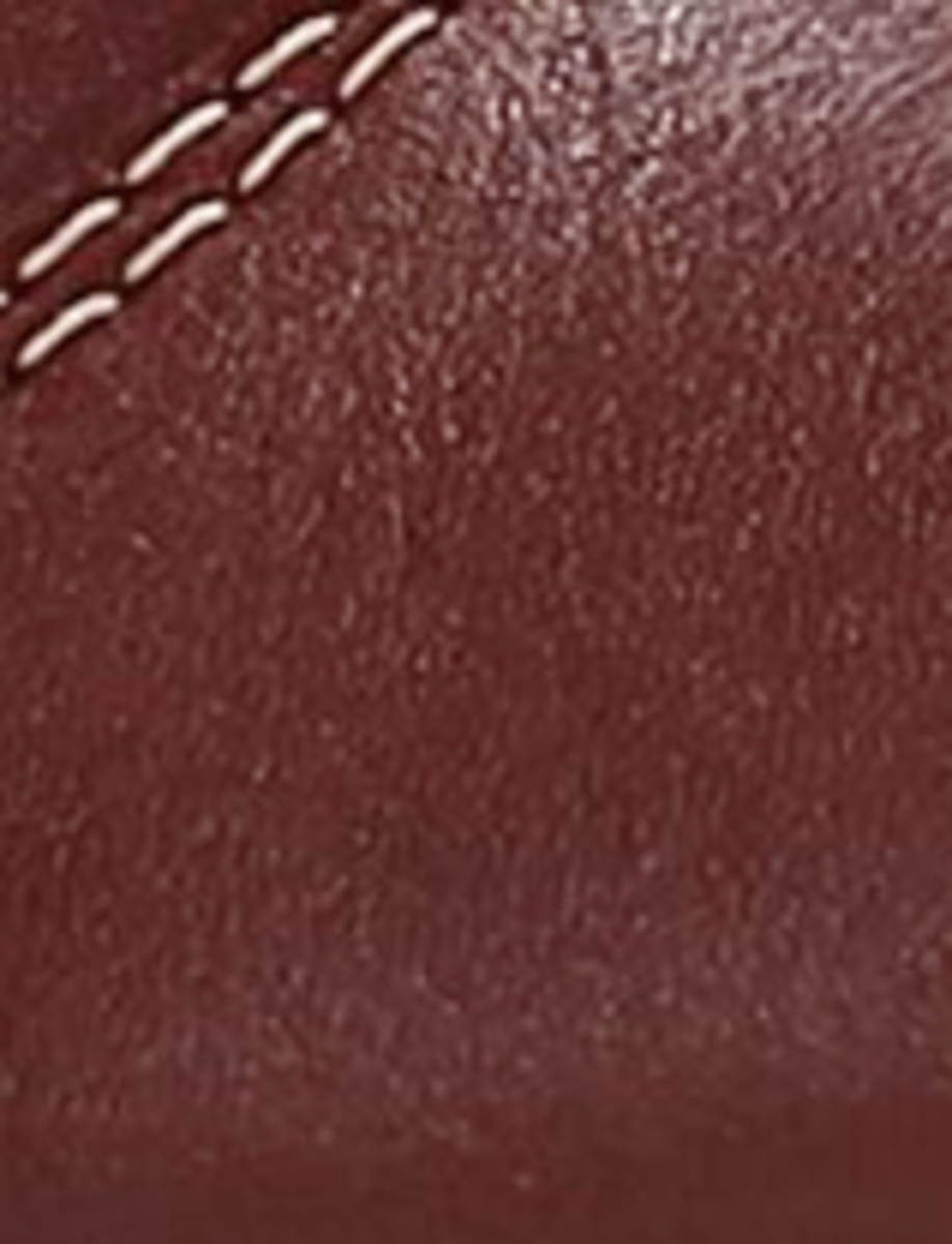Corinne Tall Deco Stitch - Cranberry - Swatch