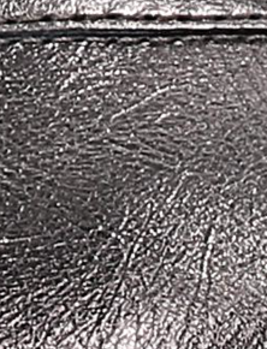 Hayley Ballet - Platinum - Swatch