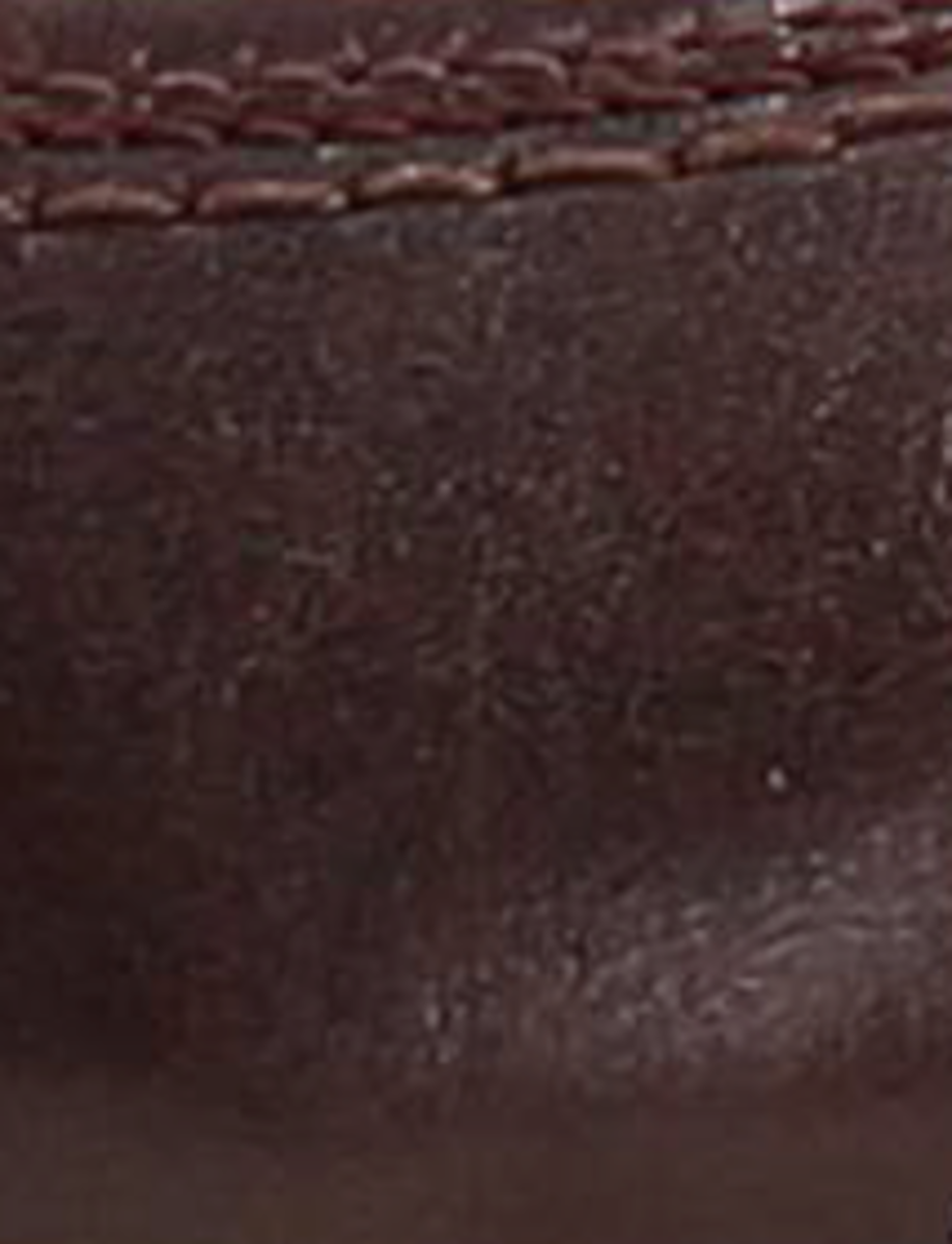 Heather Ballet - Cherry Lacquer - Swatch