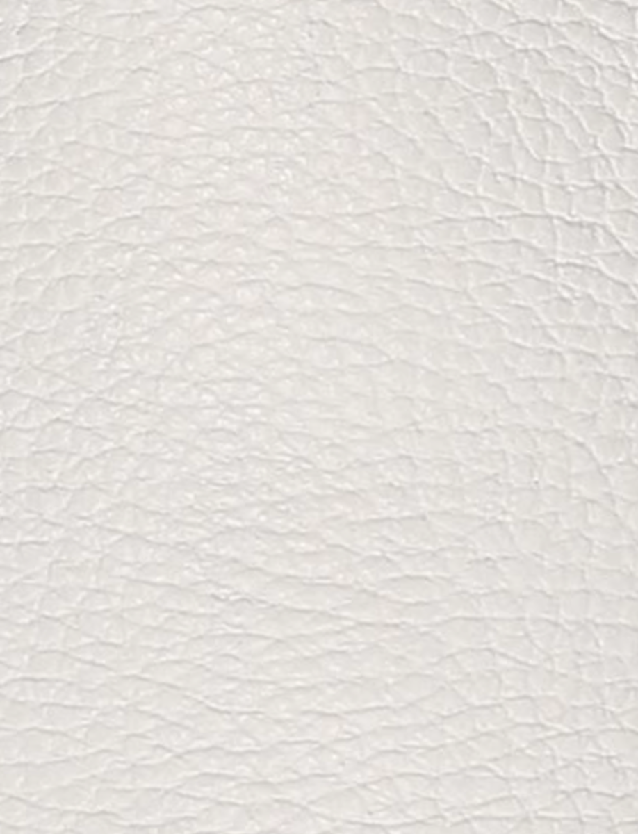 Mia Slip On - White - Swatch