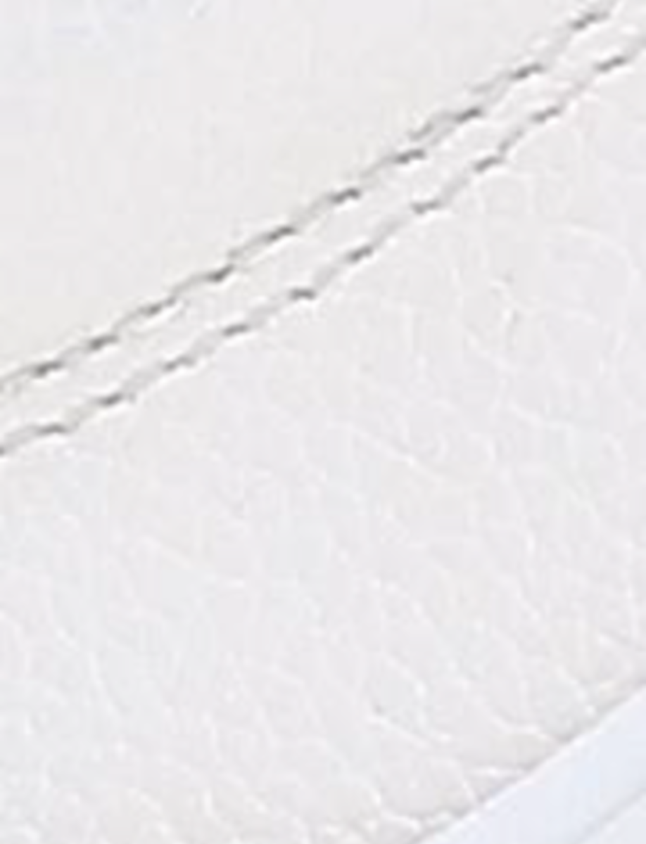 Milly Low Lace - White - Swatch
