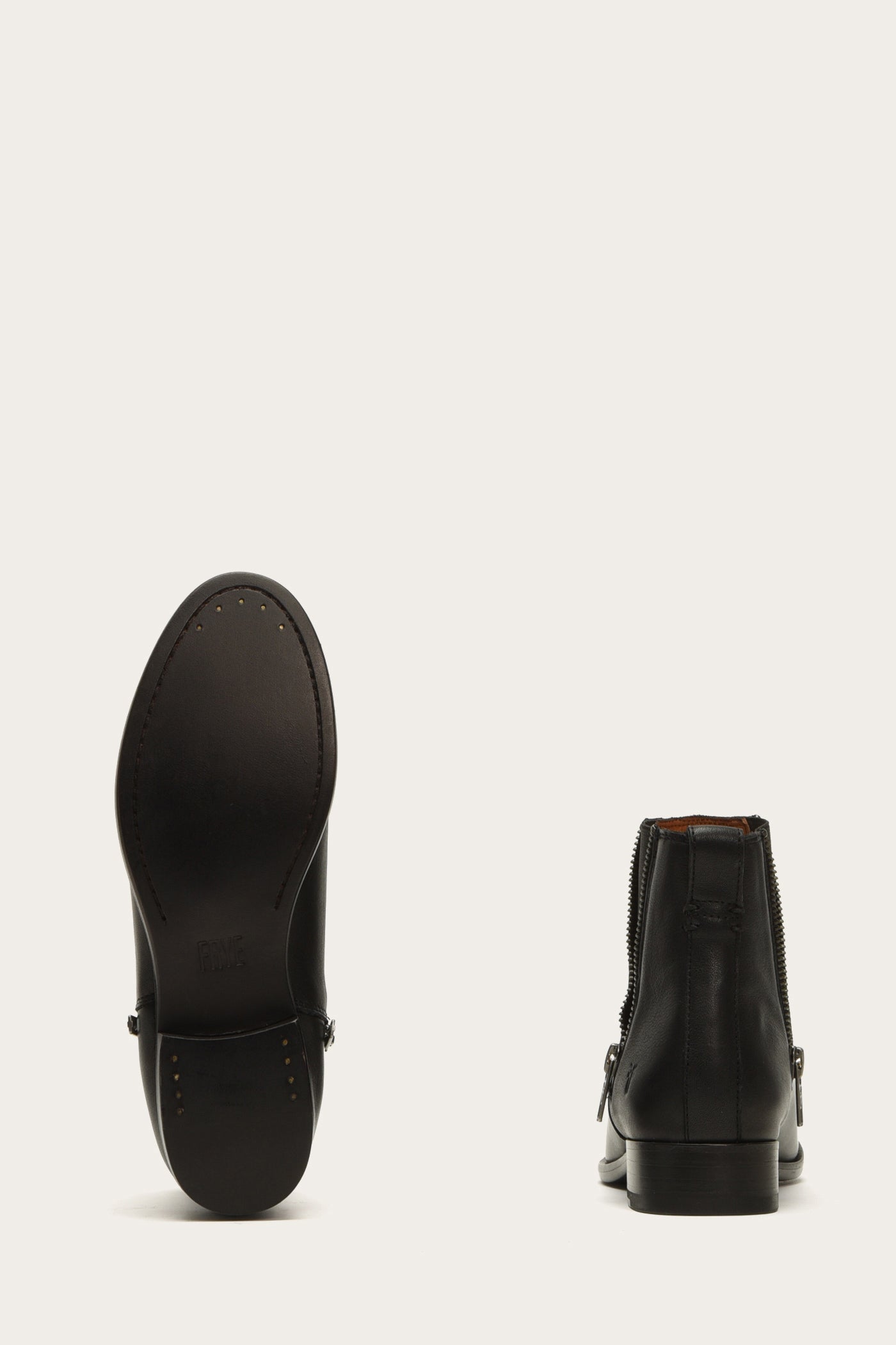 Carly Zip Chelsea - Pre-Loved