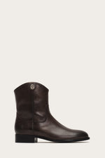 Melissa Button Short 2 - Frye Found