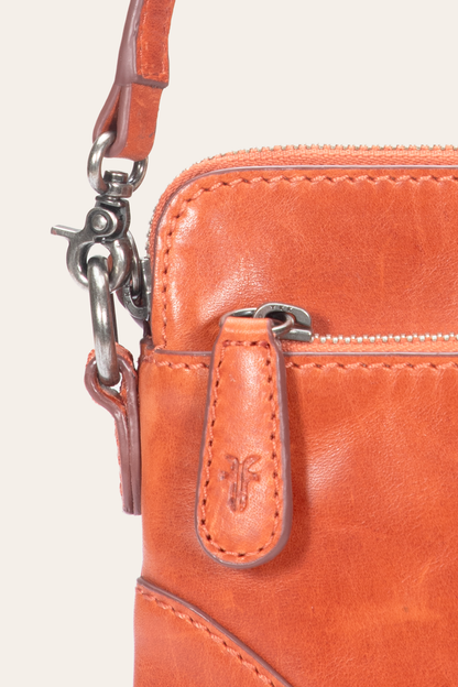 Melissa Crossbody Wristlet