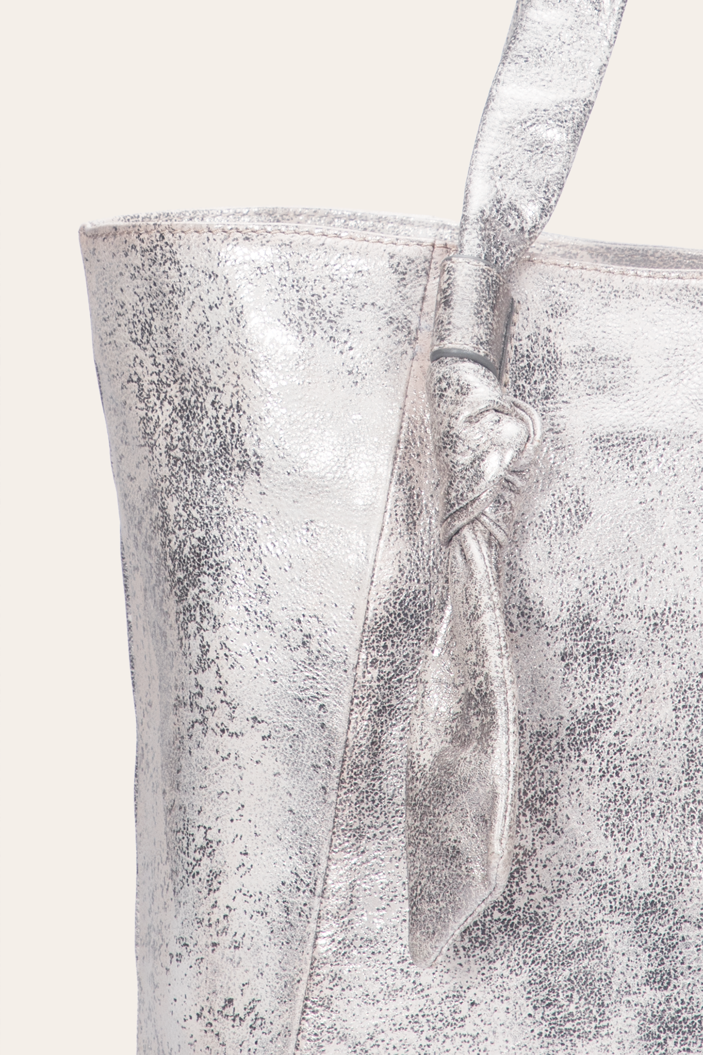 Nora Knotted Tote