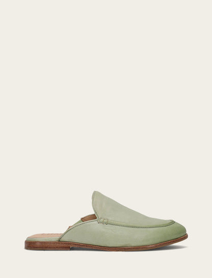 Faith Mule - Jade - Outside