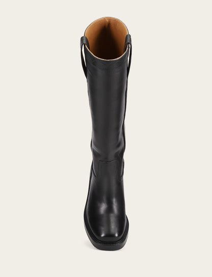 Kate Pull On Wc - Black - Top Down