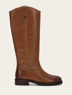 Melissa Lug Button Tall Wc - Tan - Outside