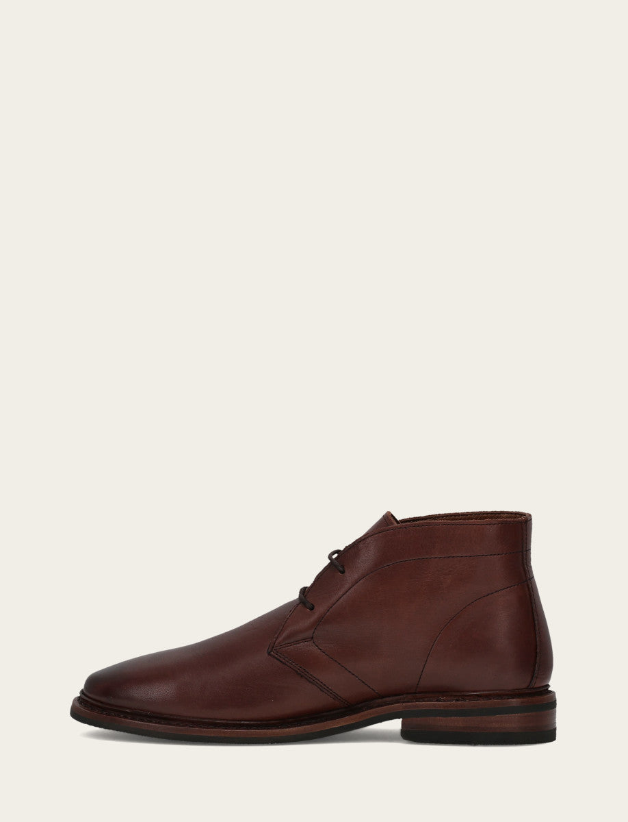 Paul Chukka - Brown - Inside