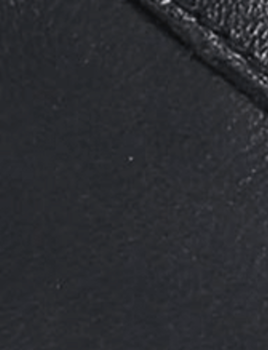 Astor Low Lace Court - Black - Swatch