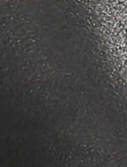Melissa Button 2 Wc - Black - Swatch