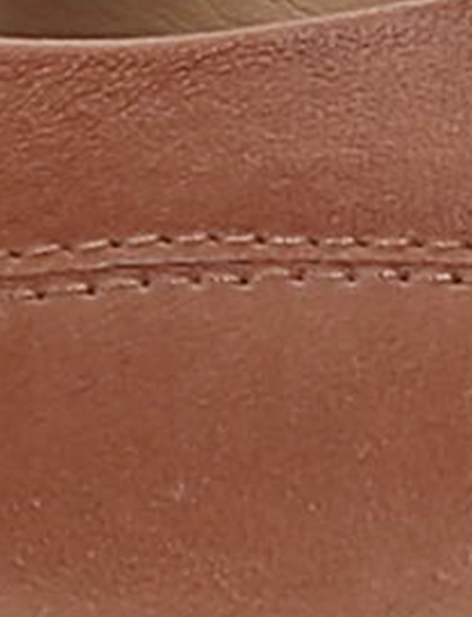 Sofie Mary Jane - Dune - Swatch