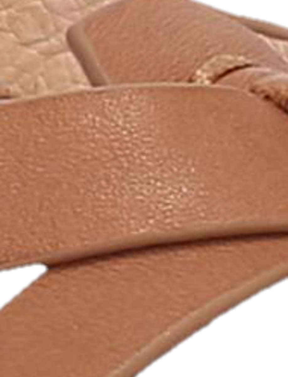 Taylor Sandal - Tan - Swatch