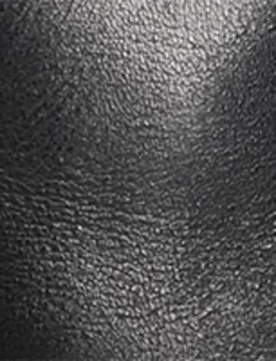 Viv Short Engineer - Black - Swatch