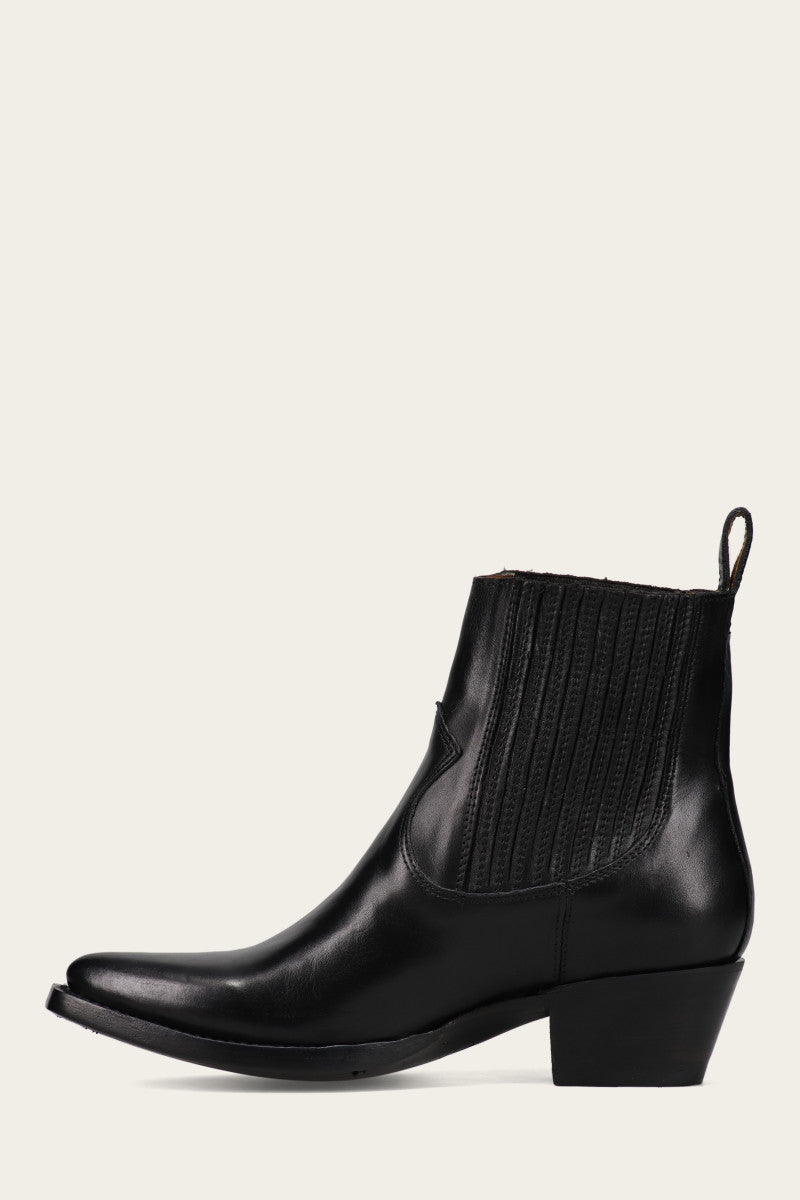 Sacha Chelsea - Frye Found