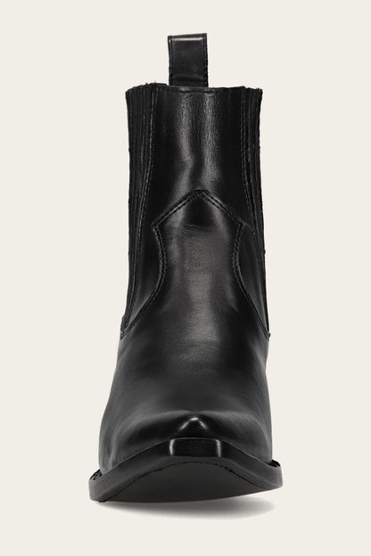 Sacha Chelsea - Frye Found